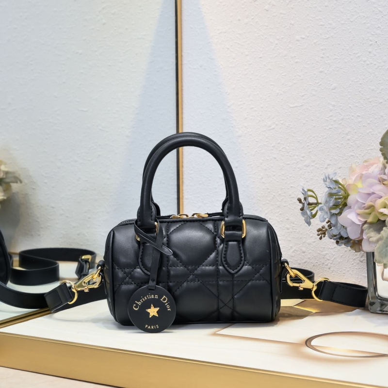D*or top handle bags